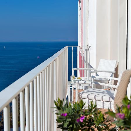 Hotel Villa Garden Sant'Agnello Bagian luar foto