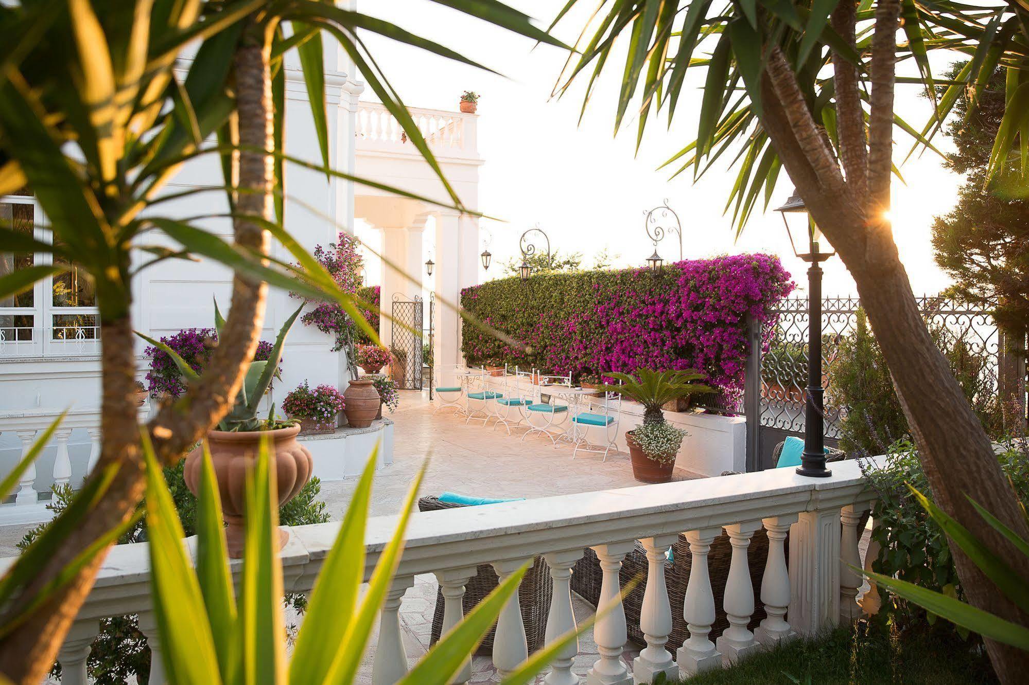 Hotel Villa Garden Sant'Agnello Bagian luar foto