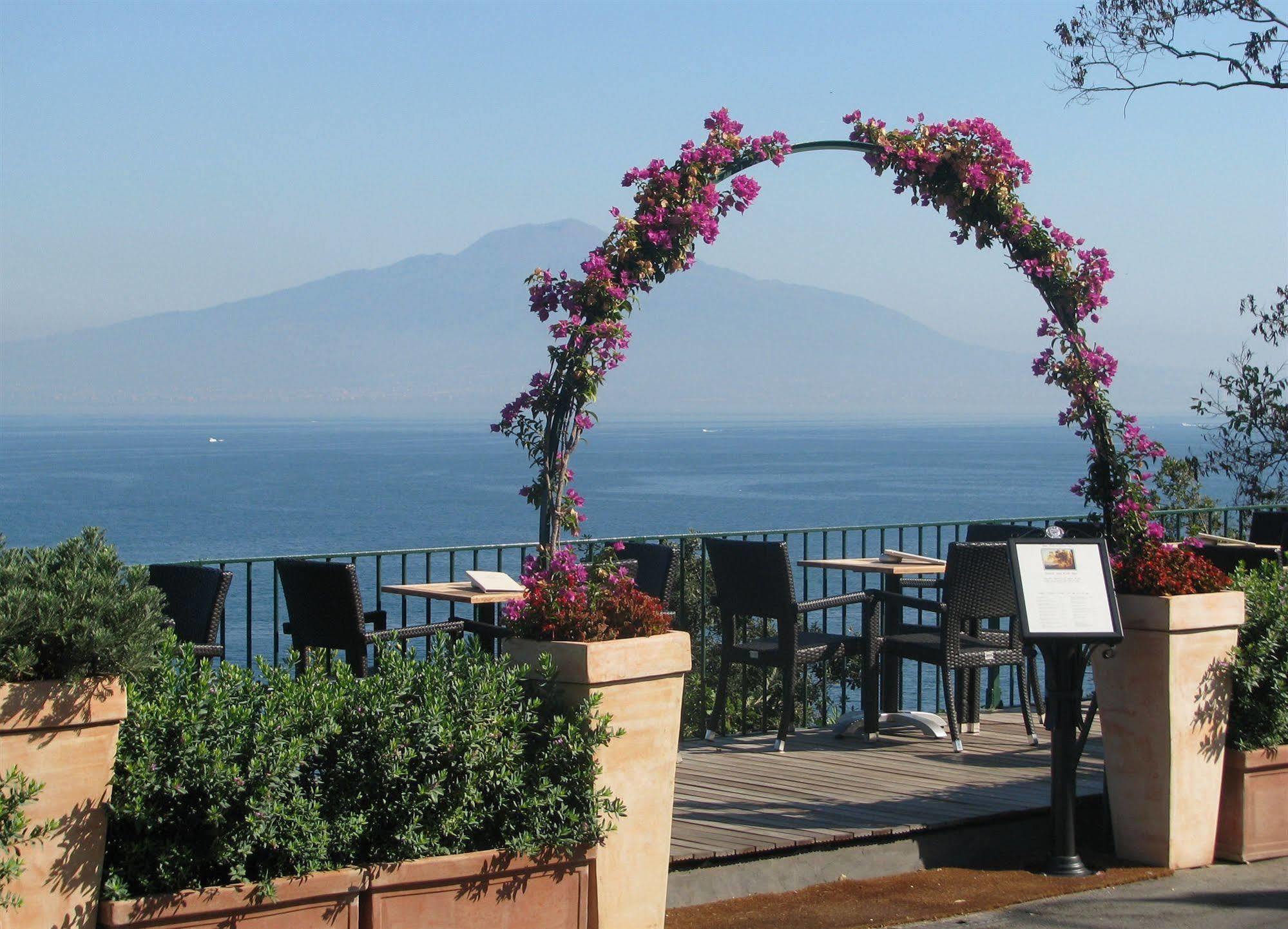 Hotel Villa Garden Sant'Agnello Bagian luar foto