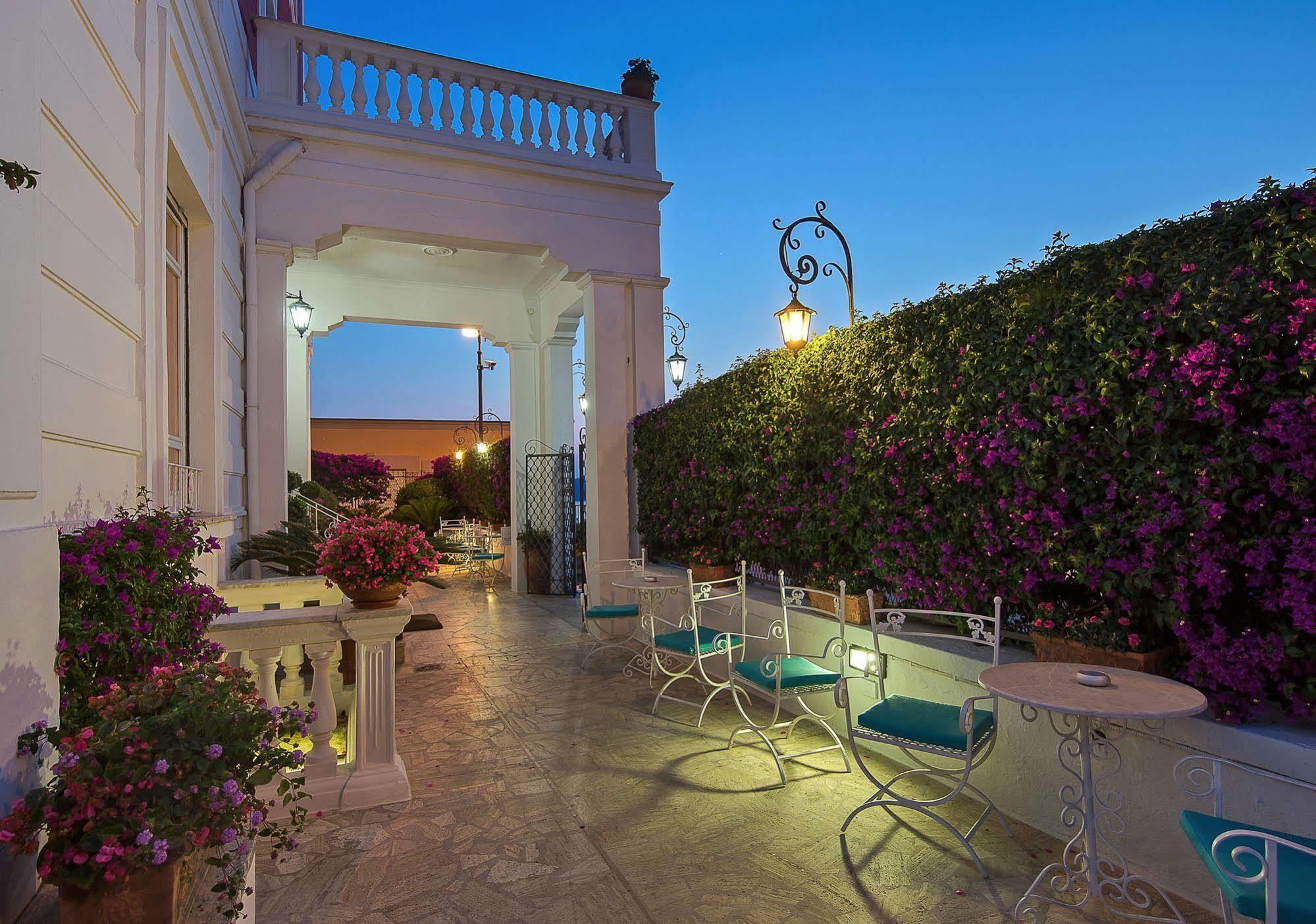 Hotel Villa Garden Sant'Agnello Bagian luar foto