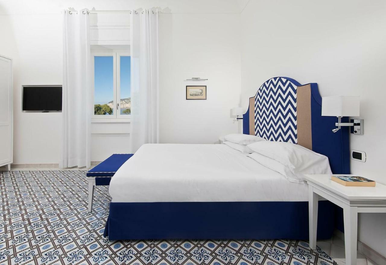 Hotel Villa Garden Sant'Agnello Bagian luar foto